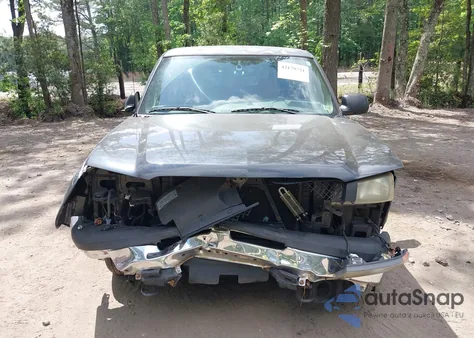 2004 Chevrolet Silverado 1500 Ls from USA, damaged, VIN 2GCEC19V441136966